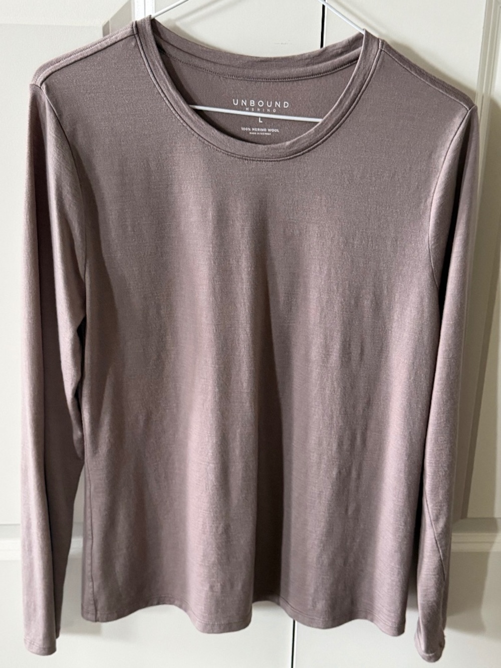 Unbound Merino - Women’s Long Sleeve Merino Crew, Size Large